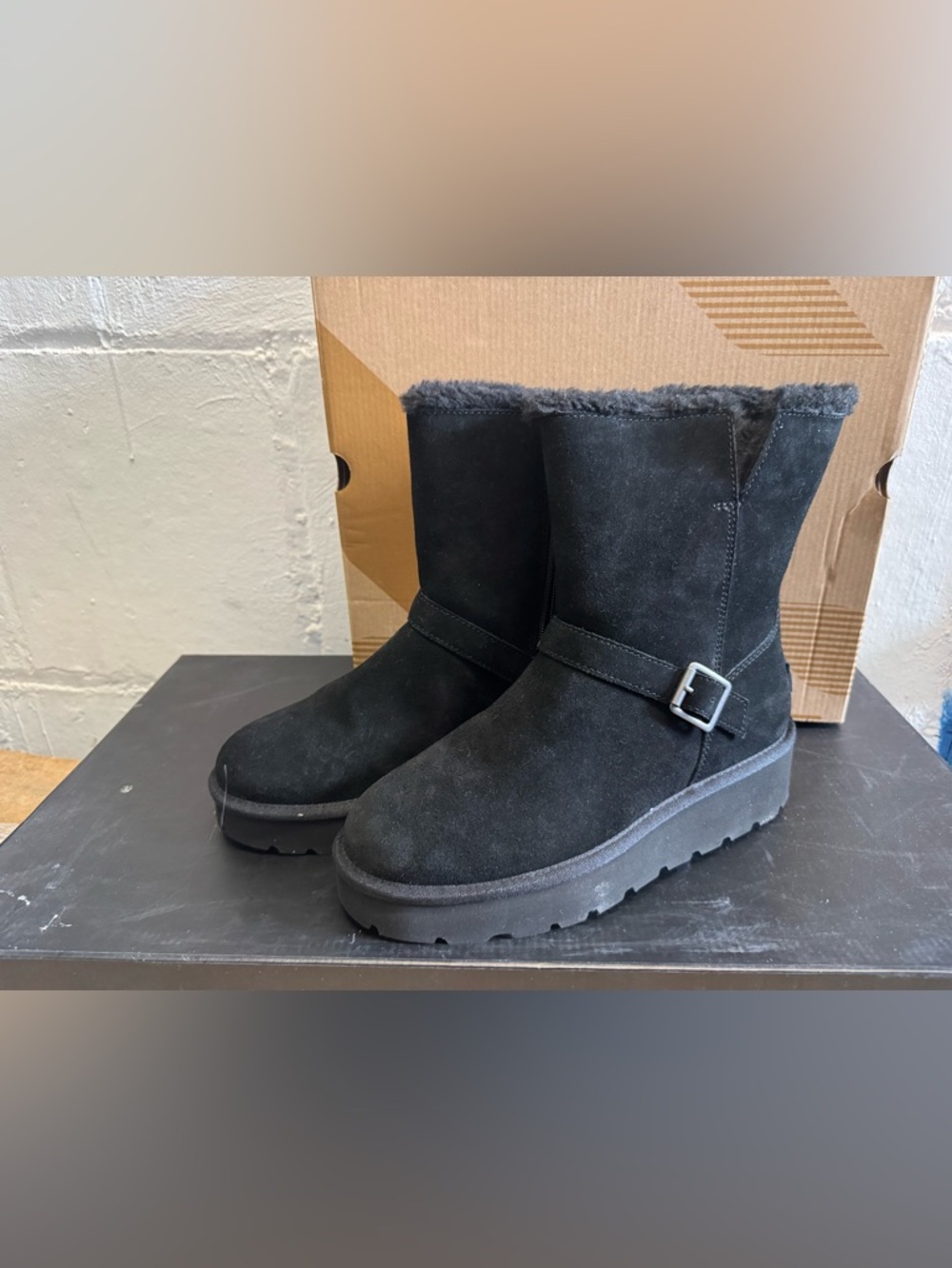 NWT Koolaburra Black Suede Fleece-Lined Winter Boots - Women's